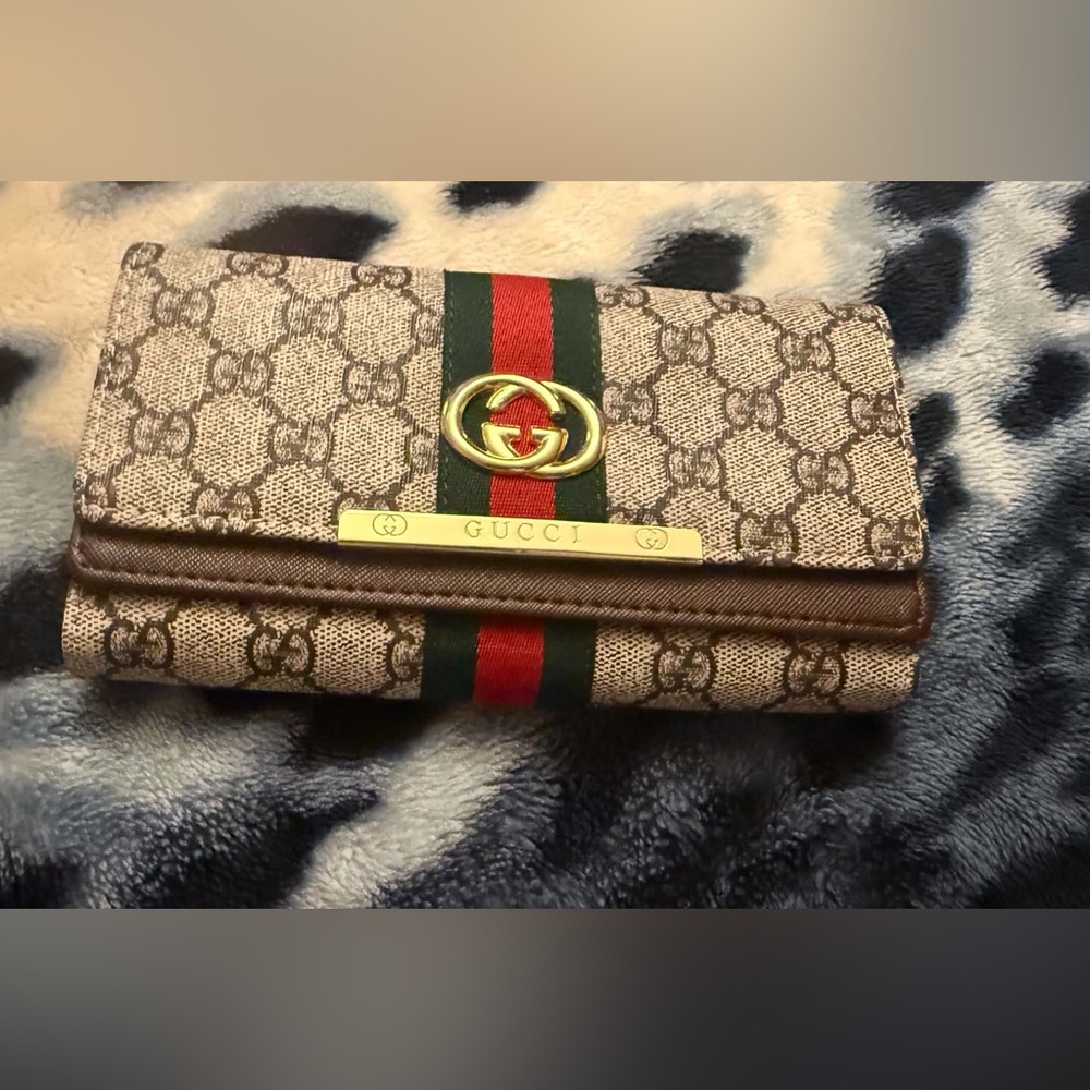 Gucci Beige GG Canvas Card Holder with Green and Red Web Stripe